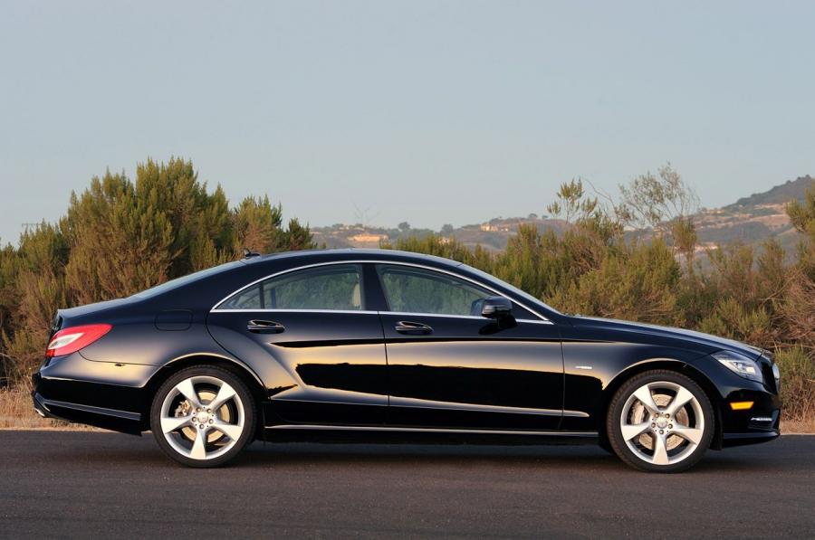  Mercedes-Benz CLS550 2012 года  (фото 4 из 121)